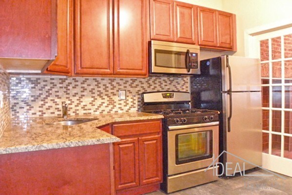 Foto del edificio - 297 Harman St