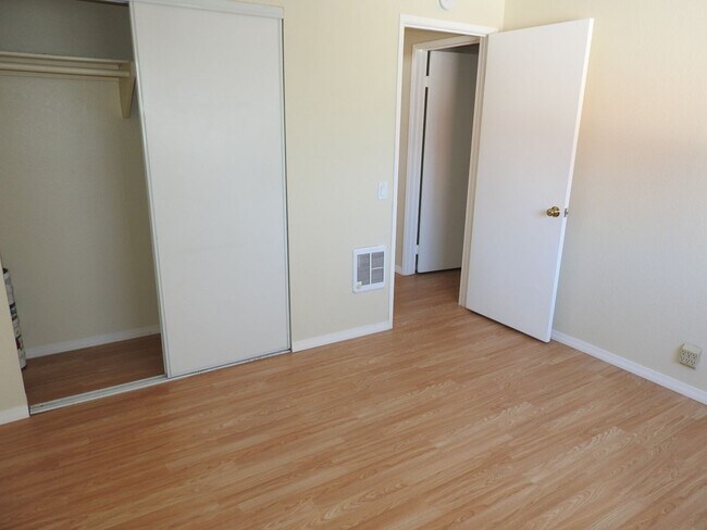 Foto del edificio - Great 2 bed 2 bath