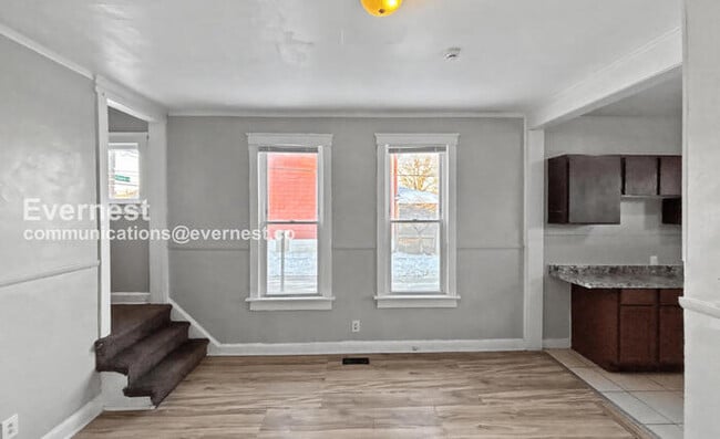 Foto del edificio - 100 N Central Ave