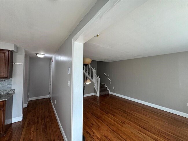 Foto del edificio - 52 Nancy St