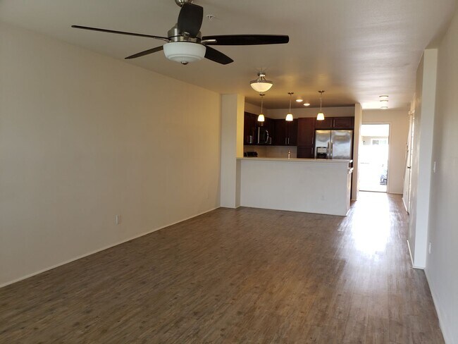 Foto del edificio - Newly Built TH 2bd, 2.5ba, 2pkg 1014sqft. ...