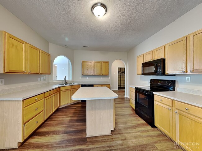 Building Photo - 11800 Mourning Dove Ln