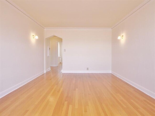Building Photo - 1 bedroom in San Francisco CA 94122