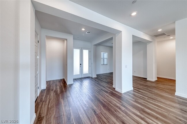 Building Photo - 968 Woodburn Ln