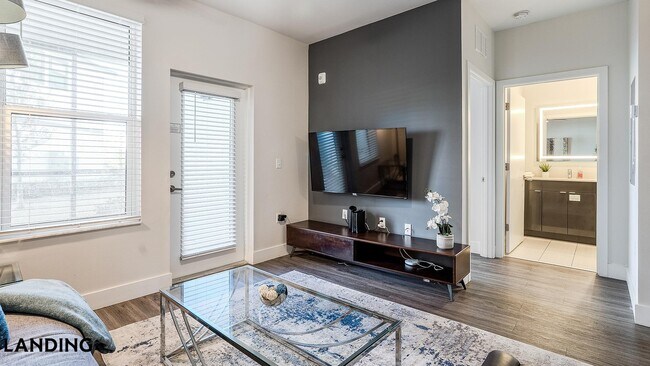 Foto del edificio - 4950 W Prescott St