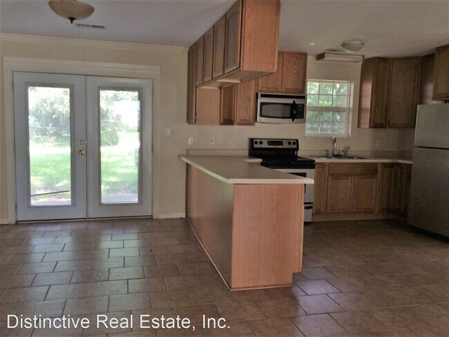 Building Photo - 3 br, 2 bath House - 1352 Westlawn