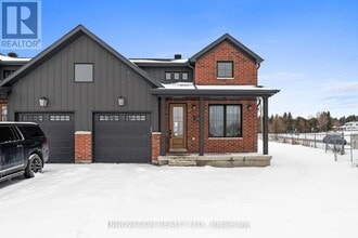 Building Photo - 300 Hilversum Ln