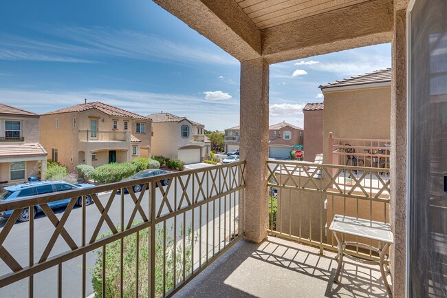 Building Photo - Charming 3-Bed with Porch and Balcony