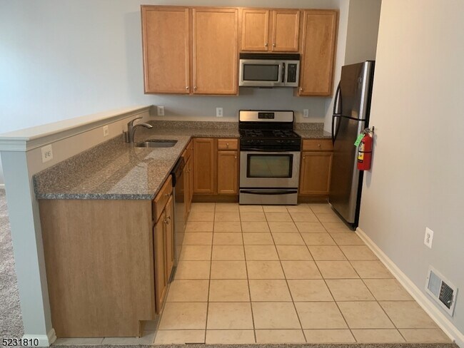 Foto del edificio - 103 Conover Terrace