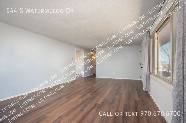 Foto del edificio - 544 S Watermelon Dr