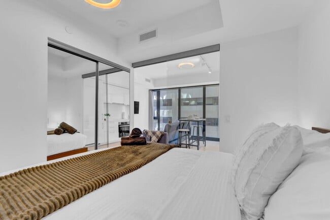 Building Photo - 170 Cumberland St