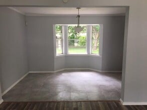 Building Photo - 5744 Shipp Dr