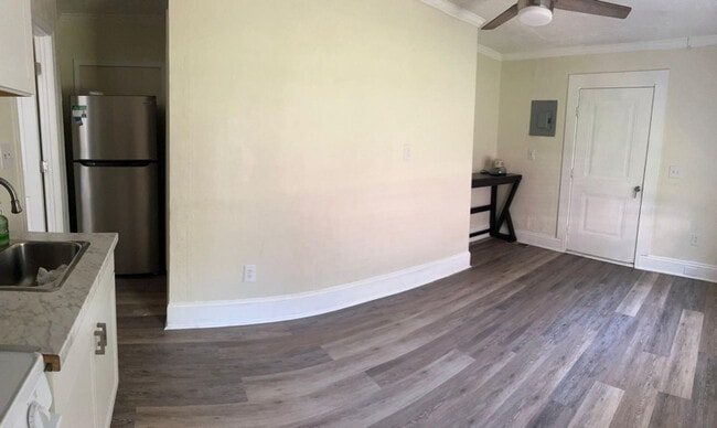 Foto del edificio - 231 Spring St SW