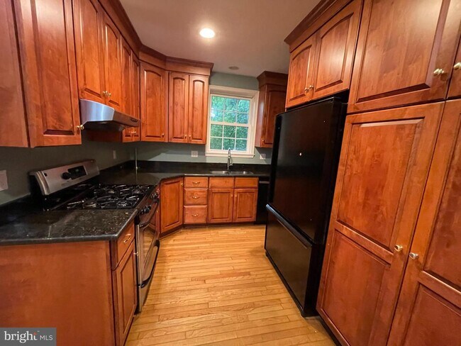 Building Photo - 4105 46th St NW