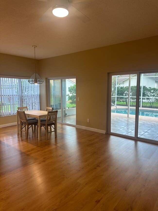 Building Photo - 11294 Papyrus Ln