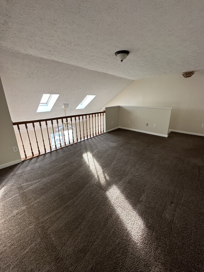 Loft in primary suite - 117 Oak Moore Ct