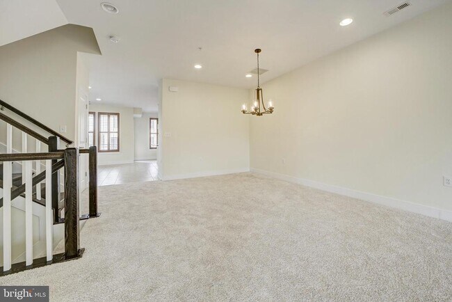 Foto del edificio - 620 McKenzie Ave