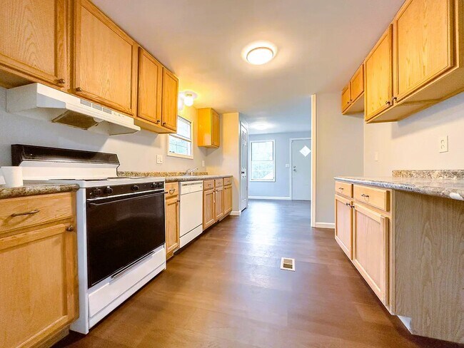 Building Photo - 116 Oxbow Way