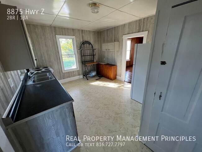 Foto del edificio - 8875 Hwy Z