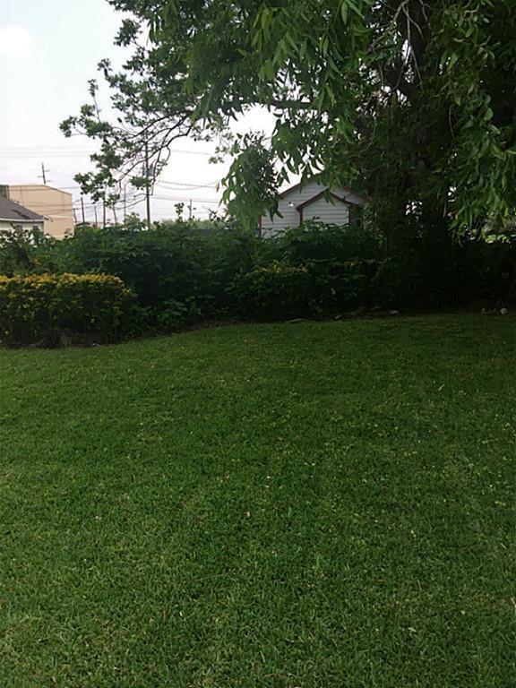 Foto del edificio - 310 Massachusetts St