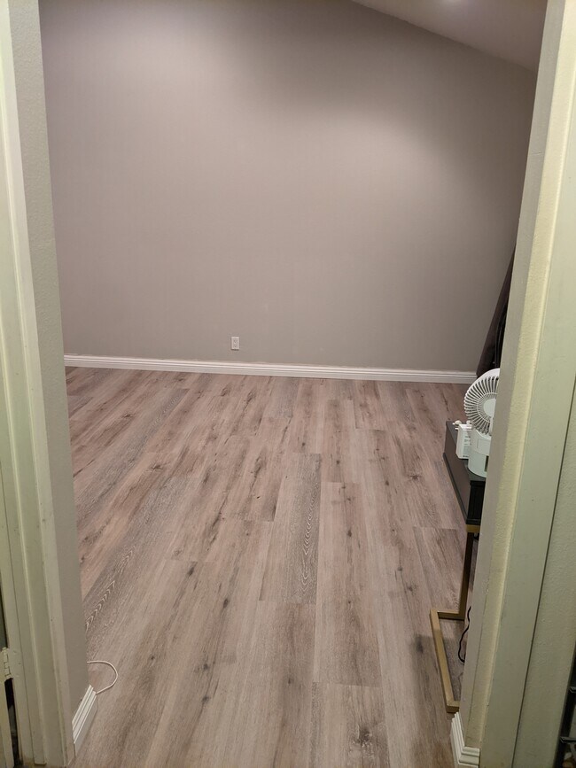Building Photo - 8345 Amber Rose Ln