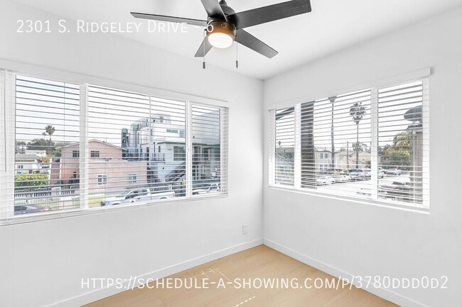 Building Photo - Beautiful newly remodeled modern Top-Floor...