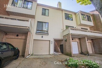 Building Photo - 18605 Pl