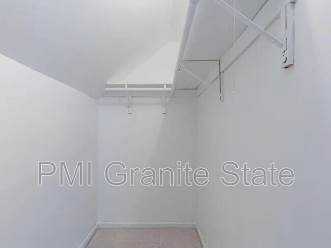 Foto del edificio - 3 Duckford Cir