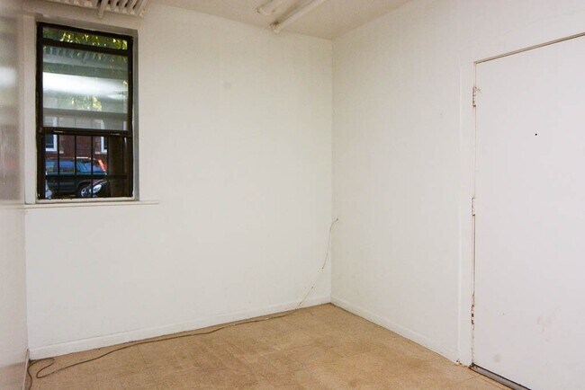 Foto del edificio - 1530 N Kedzie Ave