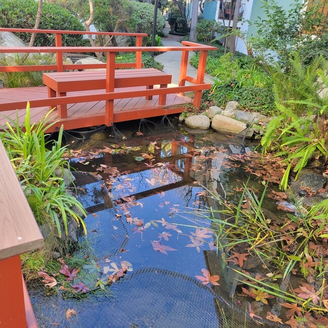 Foto del edificio - 5000 S Centinela Ave