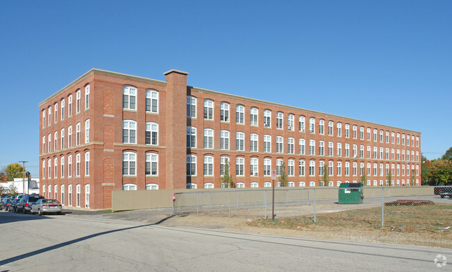 Foto del edificio - Silver Mill Apartments