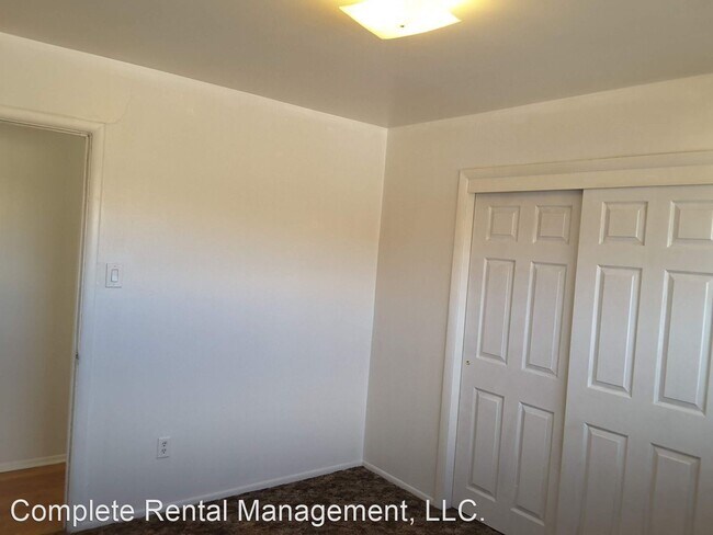 Foto del edificio - 3 br, 1 bath House - 2500 Mountview Dr