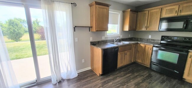 Building Photo - 249 Hamilton Meadows Ln