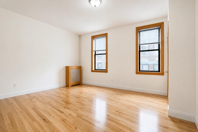 Foto del edificio - 280 Fort Washington Ave