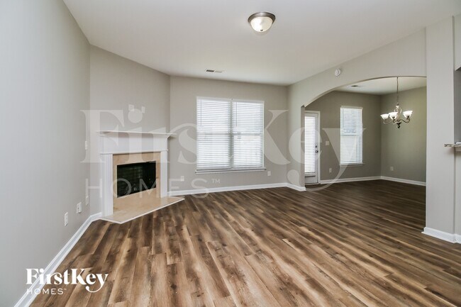 Foto del edificio - 428 Rankin Cir