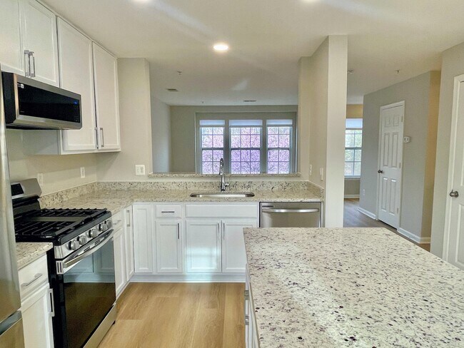 Foto del edificio - 12430 Horseshoe Bend Cir