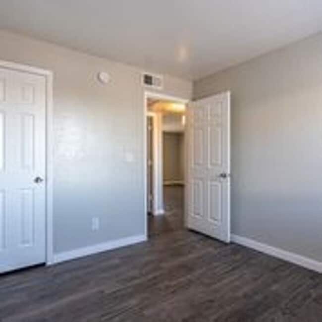 Building Photo - Montecito Apartments
