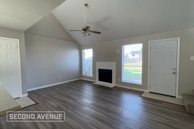 Foto del edificio - 4151 President's Dr S