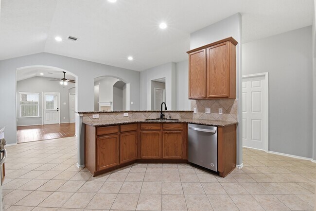 Building Photo - 14019 Pueblo Run Dr