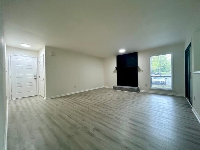 Building Photo - 7253 Winery Ln