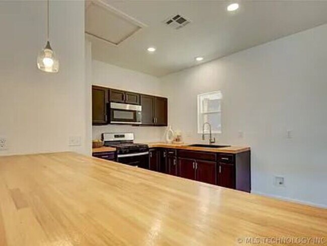 Foto del edificio - 3608 S 31st W Ave