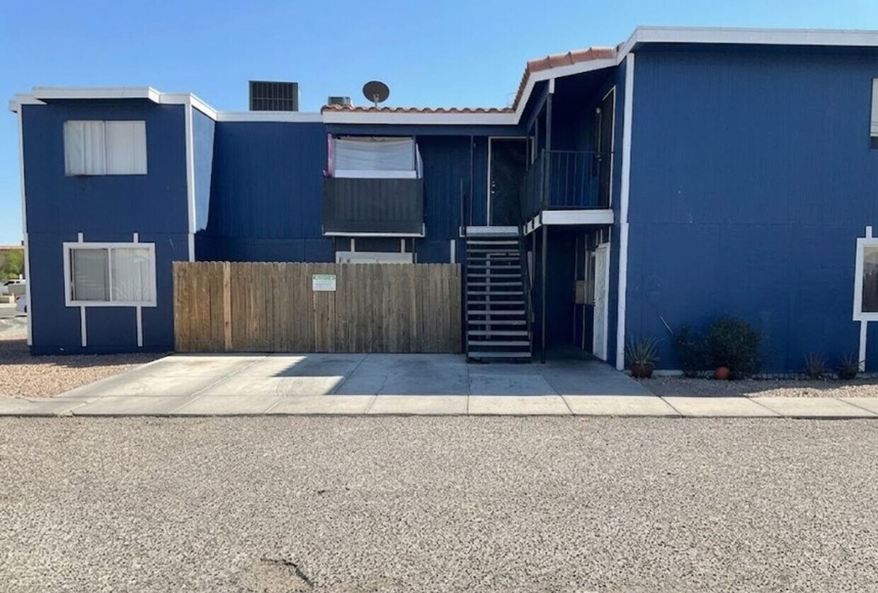 Building Photo - Cozy 2BR/2BA in Spring Valley Near the Strip