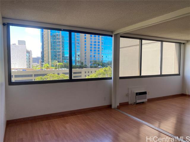 Building Photo - 55 S Kukui St