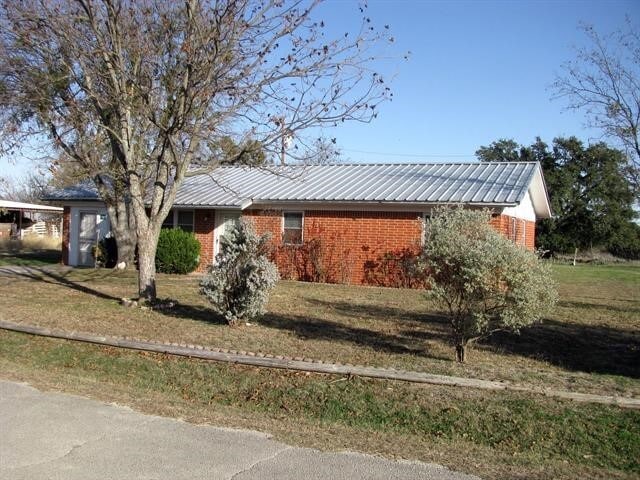 Building Photo - 234 Putnam St