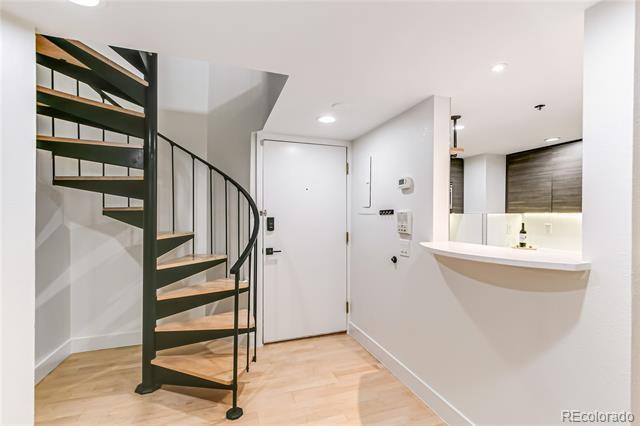 Foto del edificio - 350 Detroit St