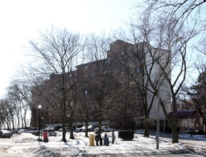 Building Photo - Lord Nelson Apartments
