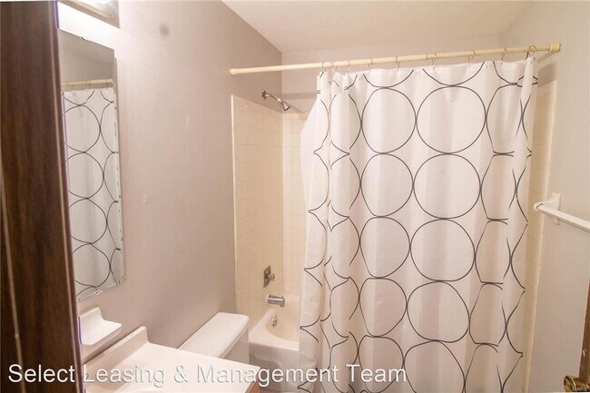 Foto del edificio - 5576 Pershing Ave