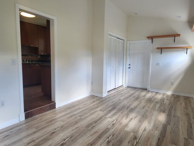 Foto del edificio - 3 Bedroom 1 Bath Home in Central Gulfport