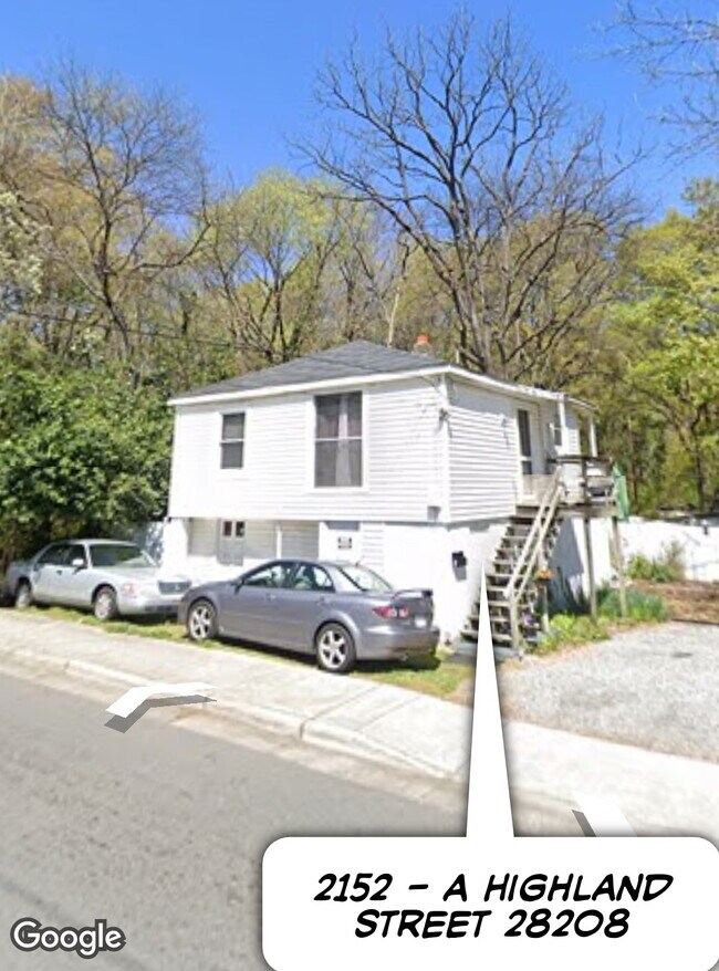 Convenient Location - 2152 Highland St
