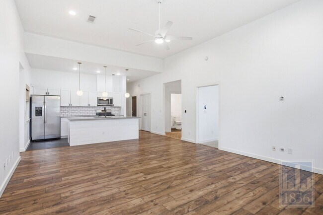 Foto del edificio - 13009 Lamplight Village Ave